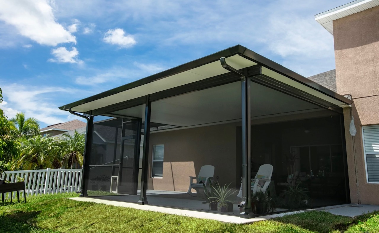 Screen room enclosure on residential home - Austin TX